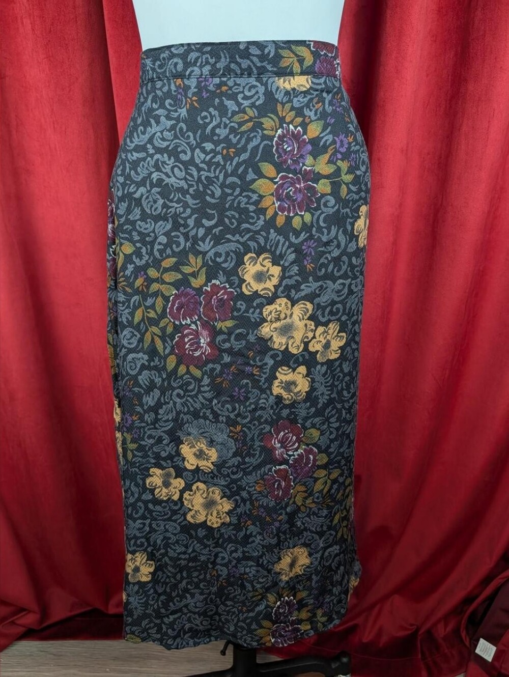 Vintage 90's Sag Harbor Black, Gray, Purple, Orange, & Green Floral Midi Skirt